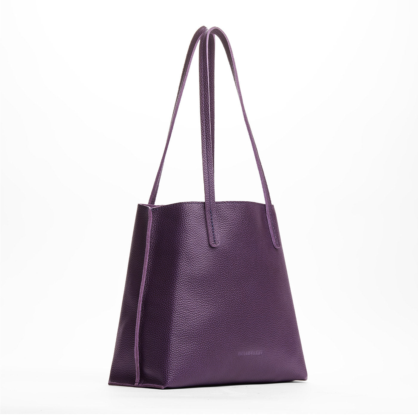 August Tote - Image 22