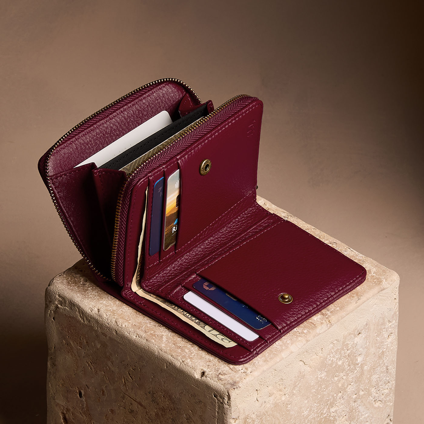 Lexington Wallet - Image 12